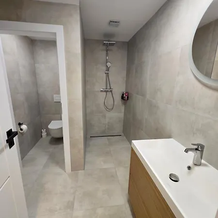 Διαμέρισμα Bb With Pool And Garden